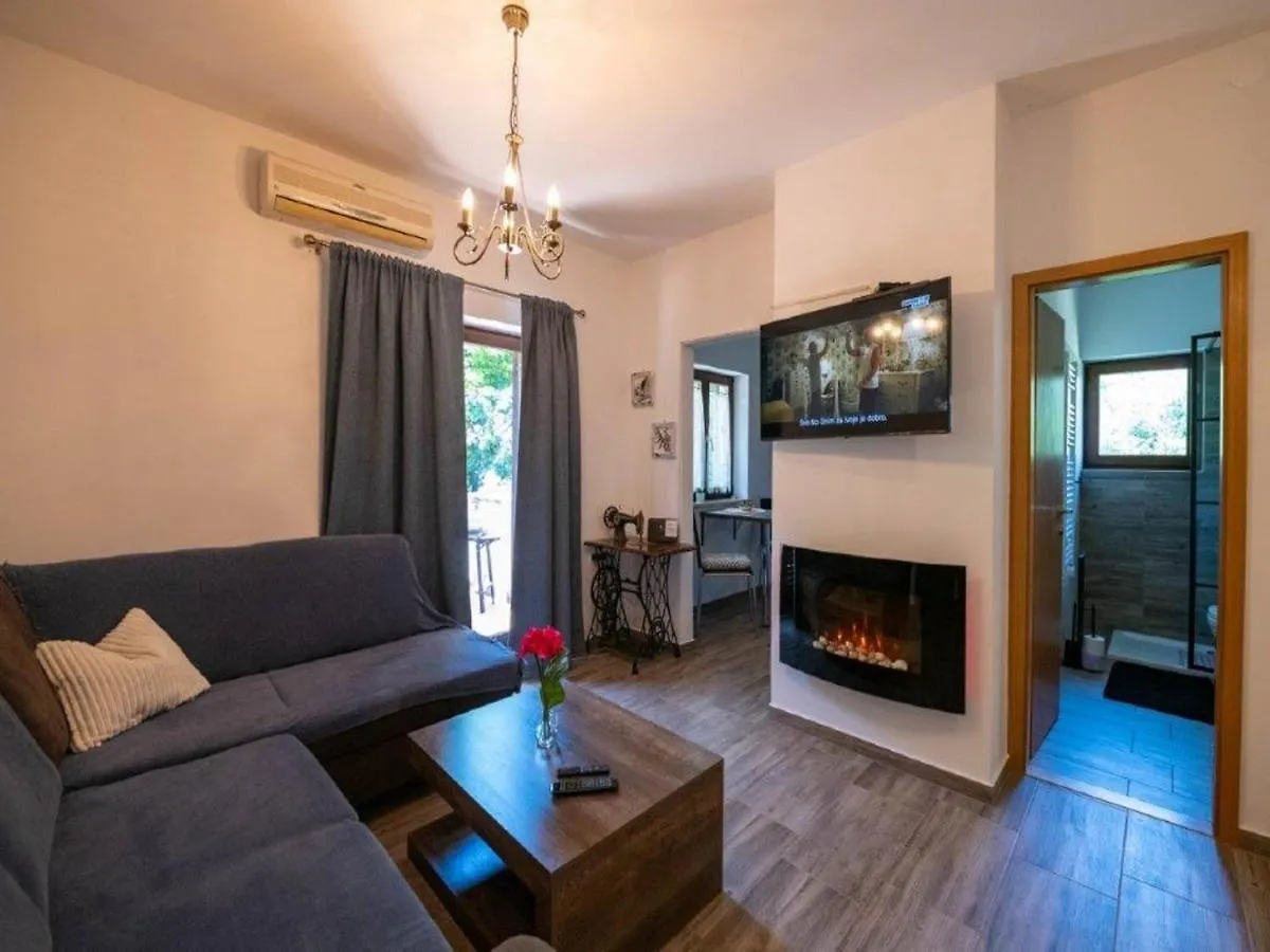 Apartment Rr Lovran 0*,  Croatia