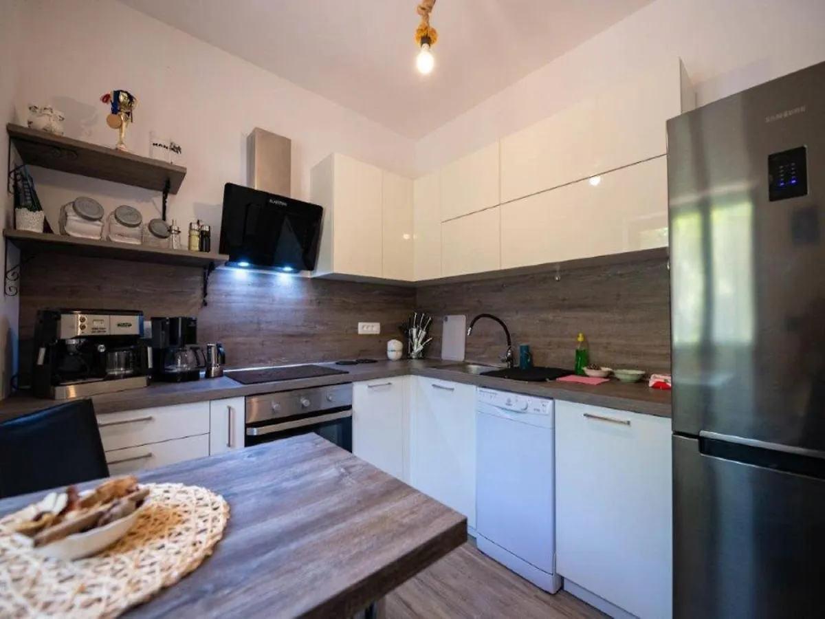 Apartment Rr Lovran 0*,  Croatia